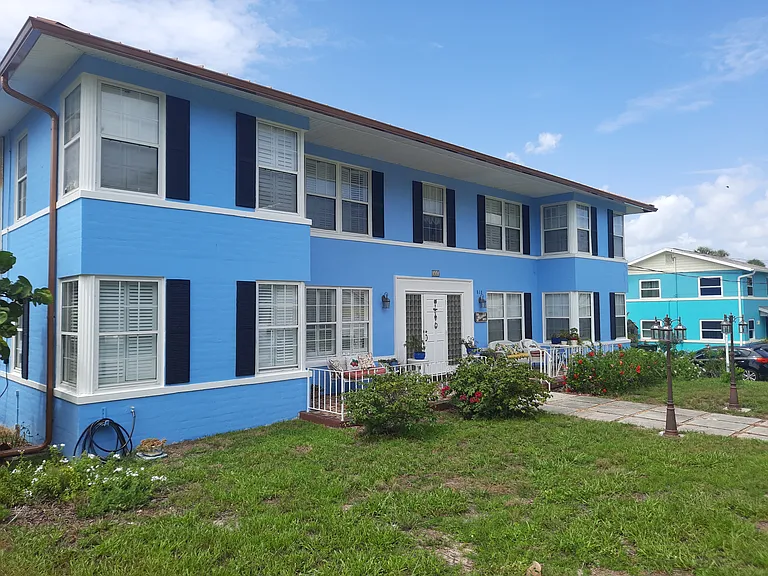 512 Phoenix Ave #7 — Photo 5