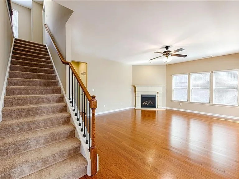 7245 Rocking Horse Ln — Photo 8