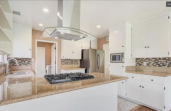 5th image of 1455 Deepwater Ave