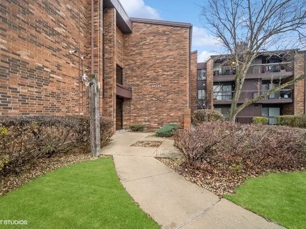 14525 Walden Ct #Penthouse 1, Oak Forest, IL 60452