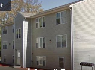38 Englewood Ave, Waterbury, CT 06705