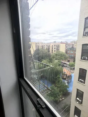 Rented by Bohemia Realty Group | media 7