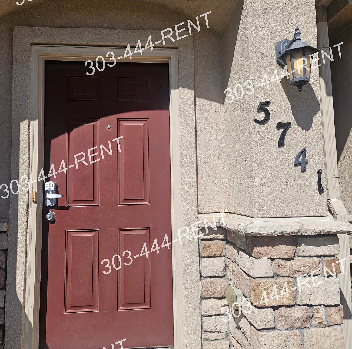 2 bed, 2.5 bath, 1968 sqft, $2,395 — Photo 2