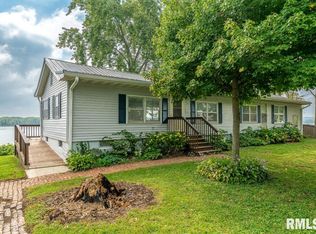 3376 Water St, Muscatine, IA 52761