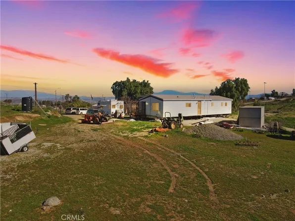 25099 Bundy Canyon Rd, Menifee, CA 92584