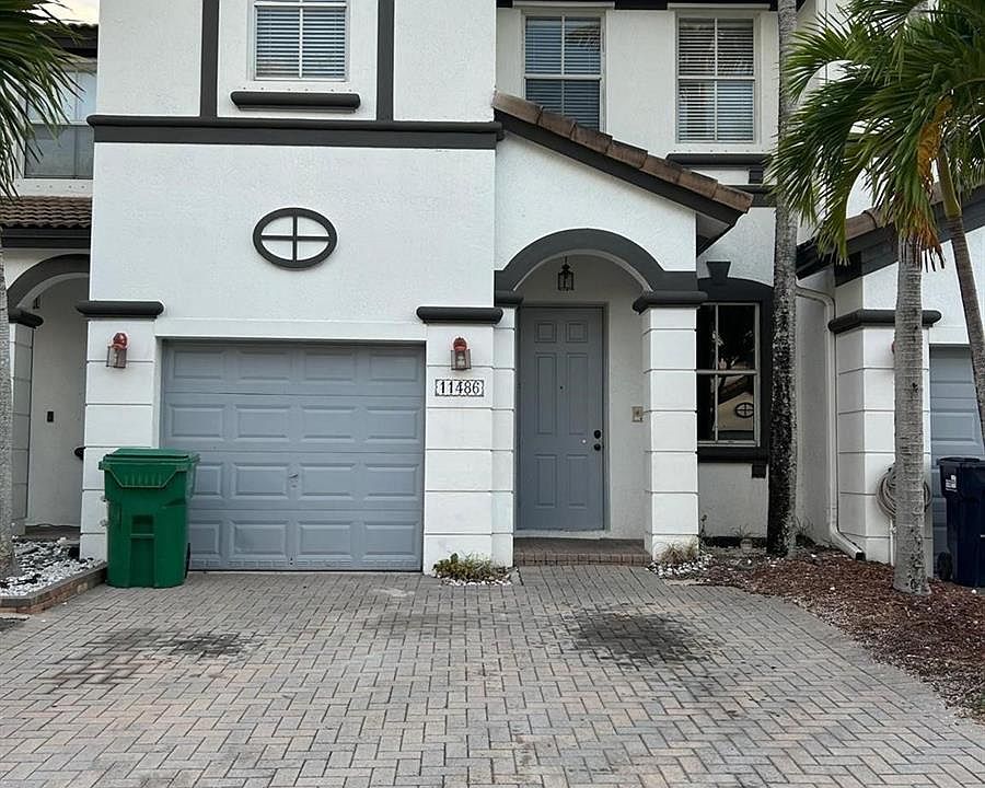 1st image of 11486 NW 77th St