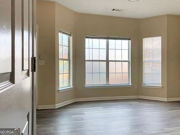 2nd image of 2568 Walden Lake Dr