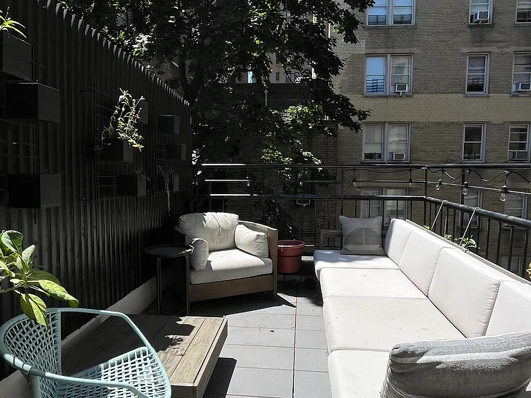140 W 87th St #C — Photo 4