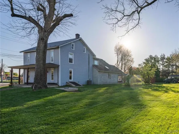 8038 Spring Creek Rd, Alburtis, PA 18011