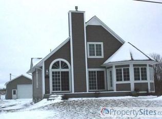 14480 Lakeshore Rd, Kent, NY 14477