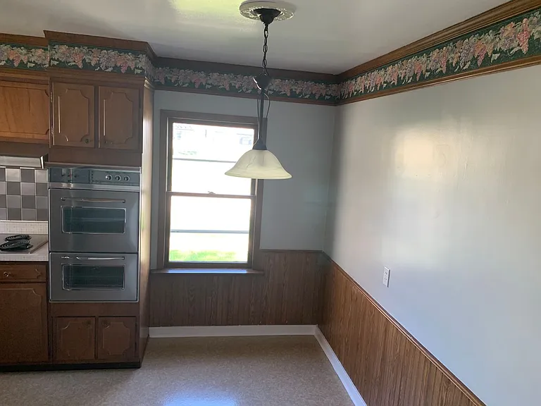 1312 Gordon Ave — Photo 5