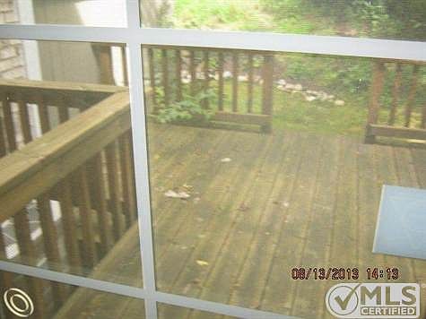 back yard deck 001.jpg