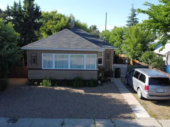 304 S 5th Ave E, Hanna, AB T0J 1P0