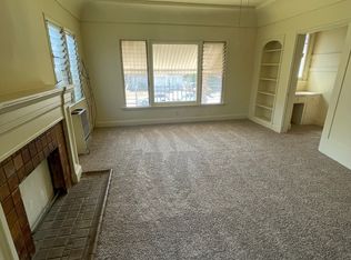 1745 1/2 N Kenmore Ave #1745-1/2, Los Angeles, CA 90027