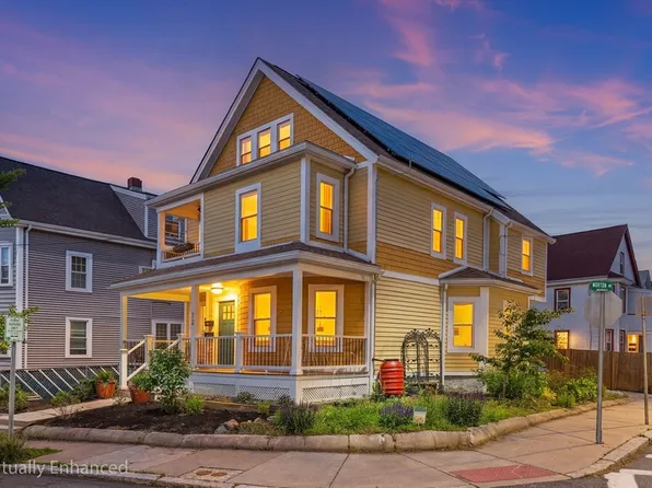 72 Winchester St, Medford, MA 02155