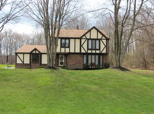 40 Roycroft Pkwy, Elma, NY 14059