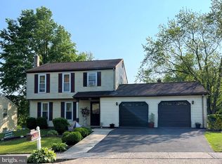 216 Lopax Rd, Harrisburg, PA 17112