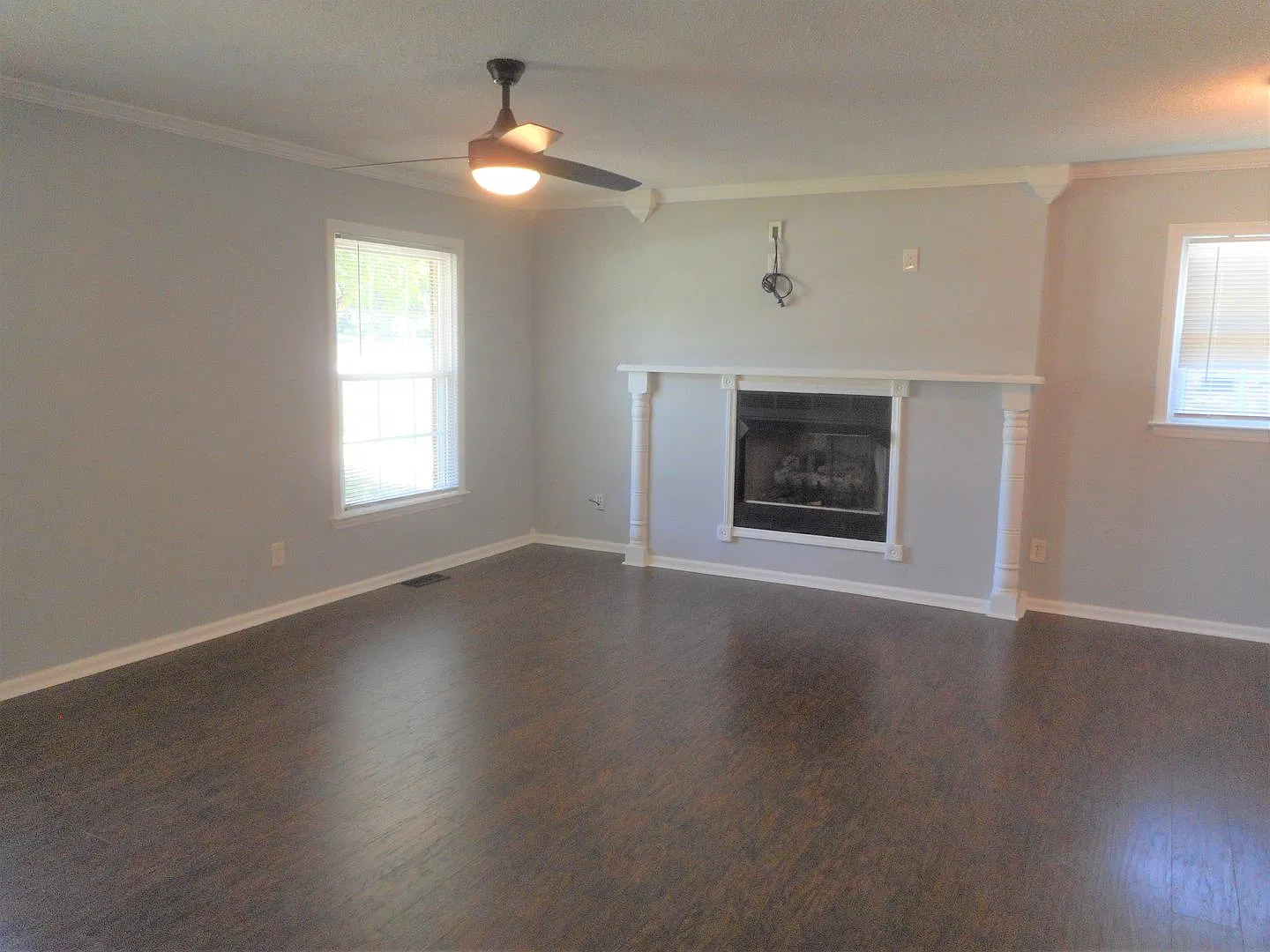 Lovely 3 Bedroom 2 Bath Brick Ranch - Completely Renovated — Photo 4