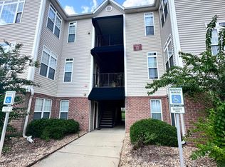 2501 Vancastle Way APT 302, Raleigh, NC 27617