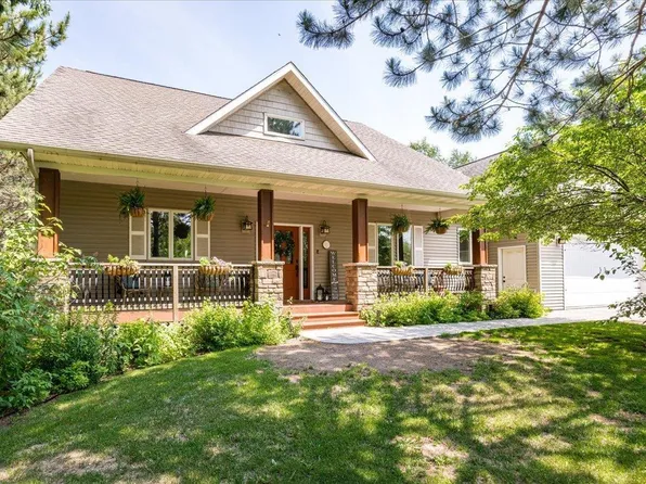 3984 Willow Pl, Hermantown, MN 55811