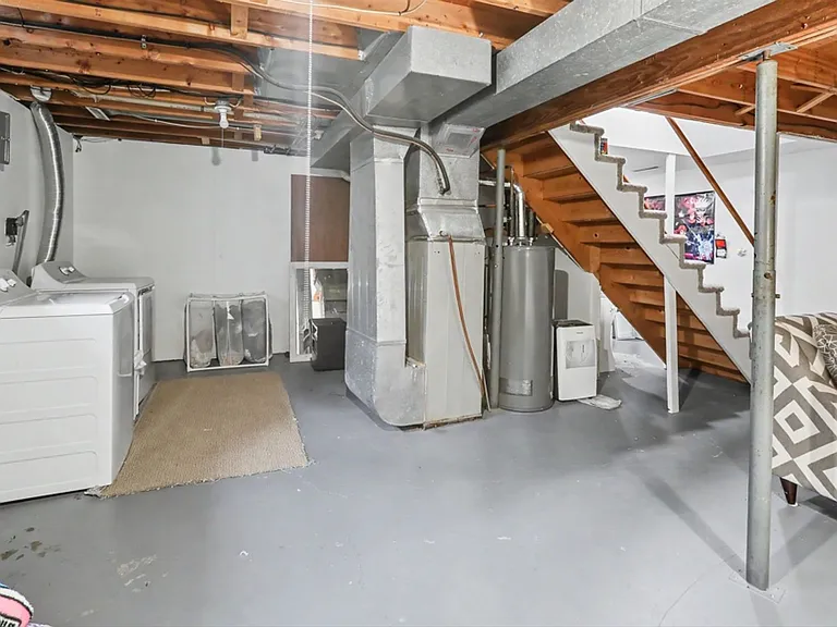 70 Brook Cir — Photo 12