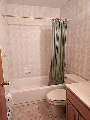 Rented by URBAN UTOPIA REALTY LLC | media 9