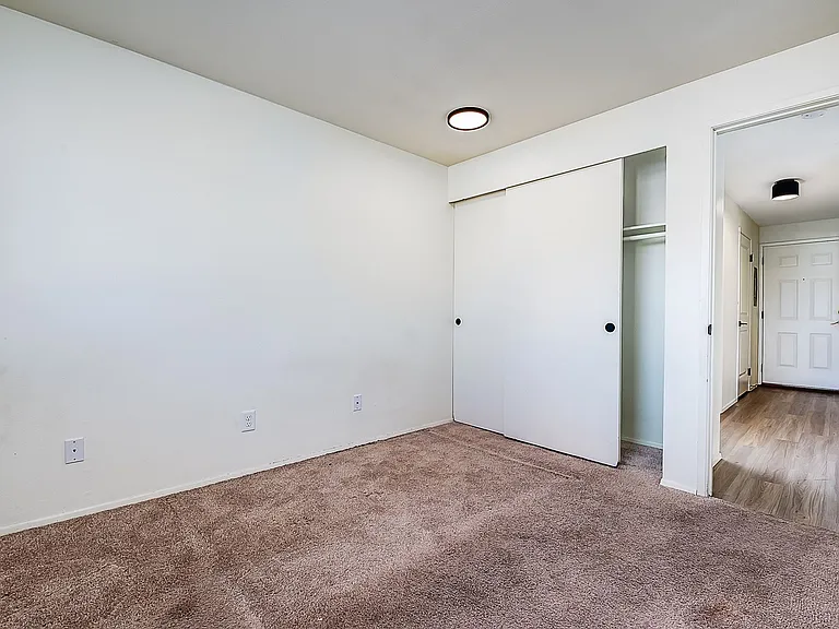 Northlink Apartments — Photo 24