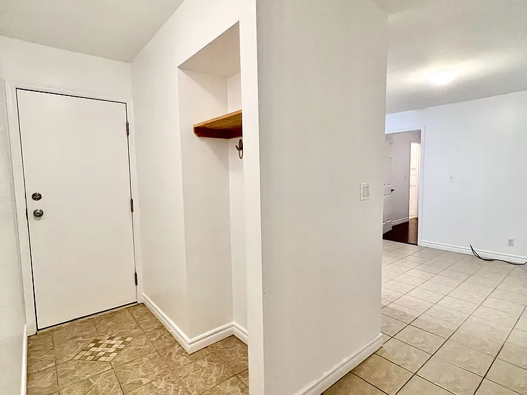 640 Davenport Rd #105 — Photo 4