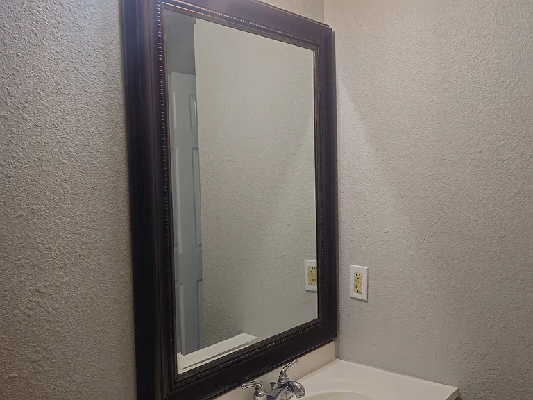 2821 Oak Dr — Photo 6