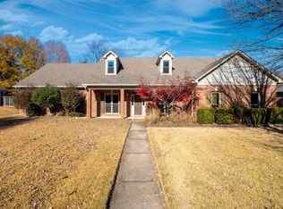 8512 Ranch Blvd, Little Rock, AR 72223