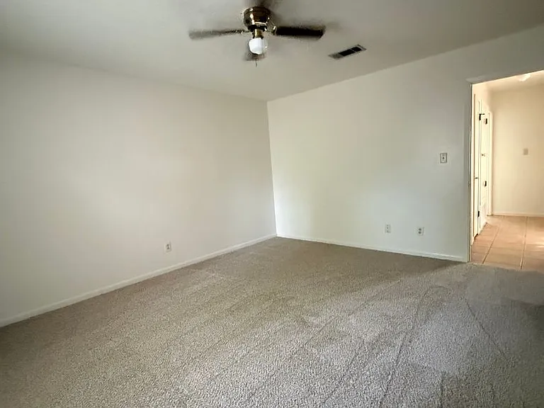 913 Landry St #5 — Photo 8