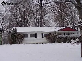 6118 Randolph Rd photo 1