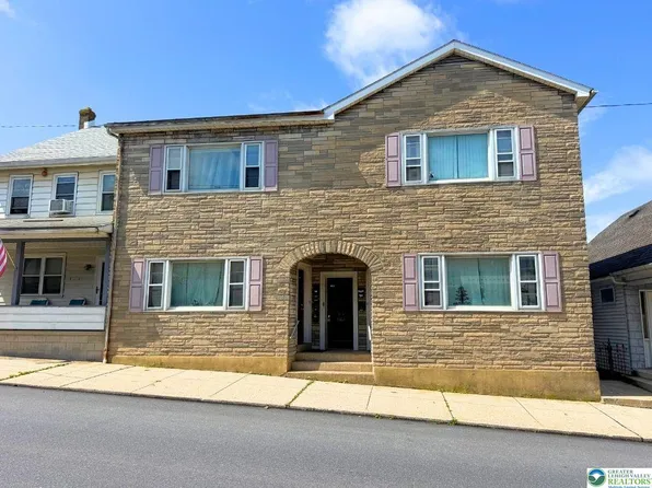 816 Main St APT 3, Slatington, PA 18080