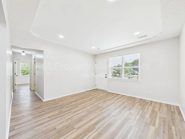 3104 Orville Ave #A — Photo 4