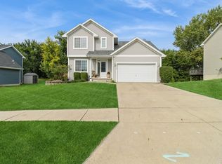 6816 Star View St, Des Moines, IA 50320