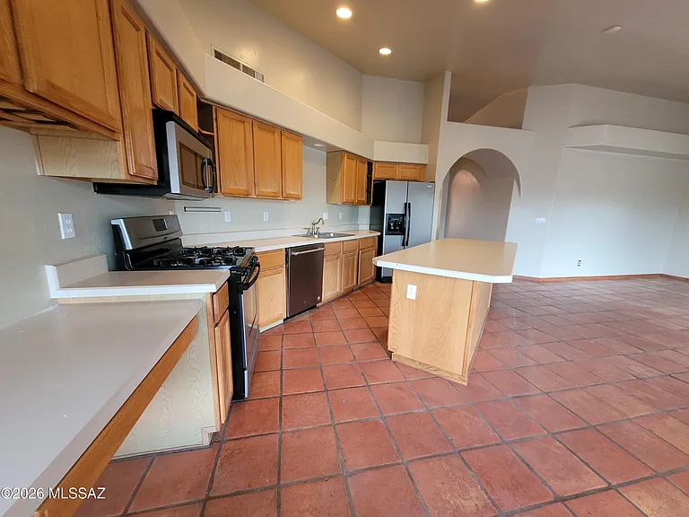 11065 E Snyder Rd — Photo 18