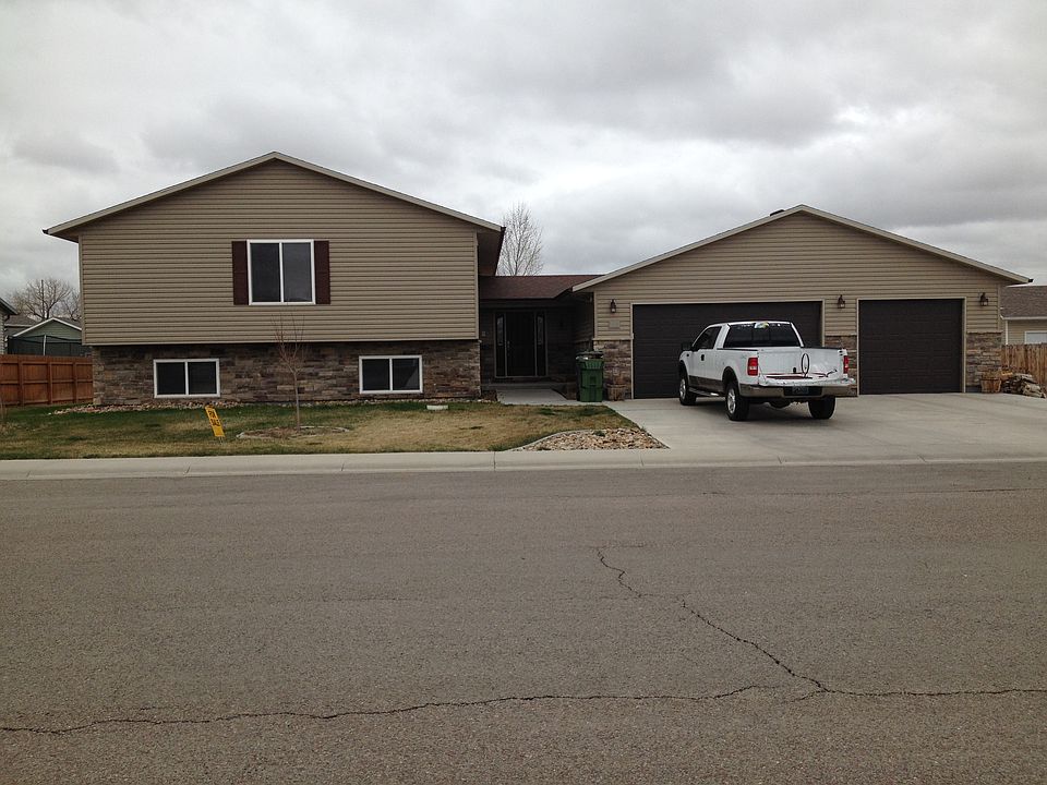 1st image of 1010 Hatchet Dr