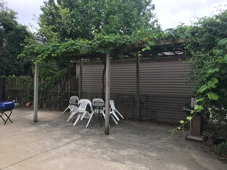 5718 N Mozart St — Photo 10