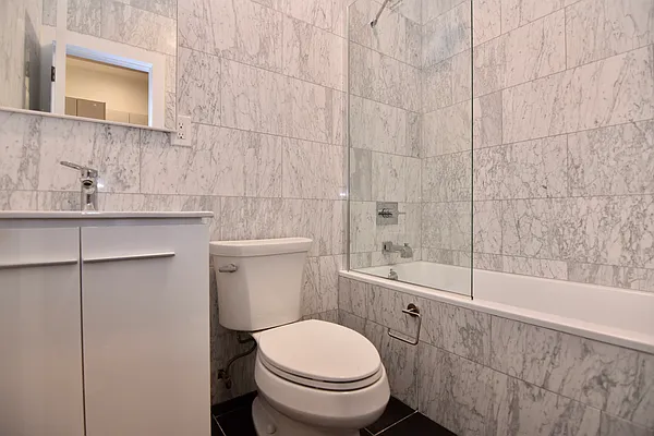 Rented by Bohemia Realty Group | media 16