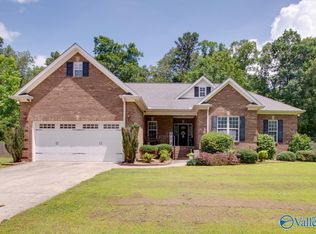 709 Chambers Rd, Arab, AL 35016