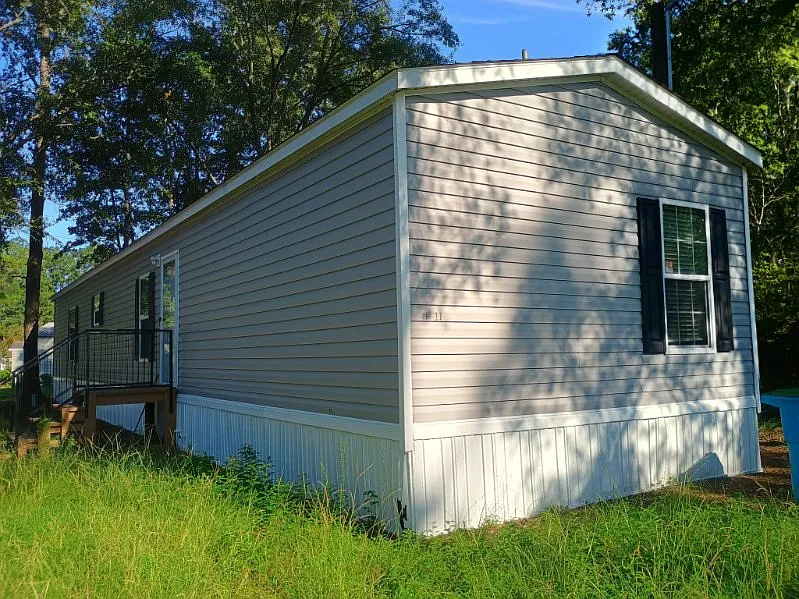 3 bed, $1,499 — Photo 1