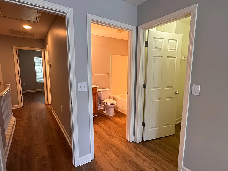125 Humberside Dr — Photo 30