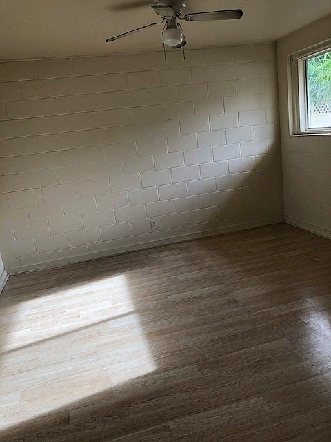 2nd image of 349 N Market St APT 4
