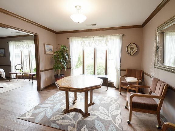 3rd image of 4340 Faye Dr