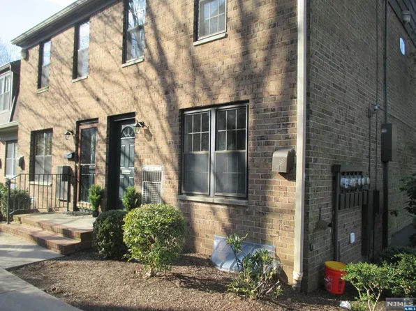 181 Long Hill Rd #D-5, Little Falls, NJ 07424