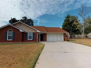 81 Cotton Bnd, Cartersville, GA 30120