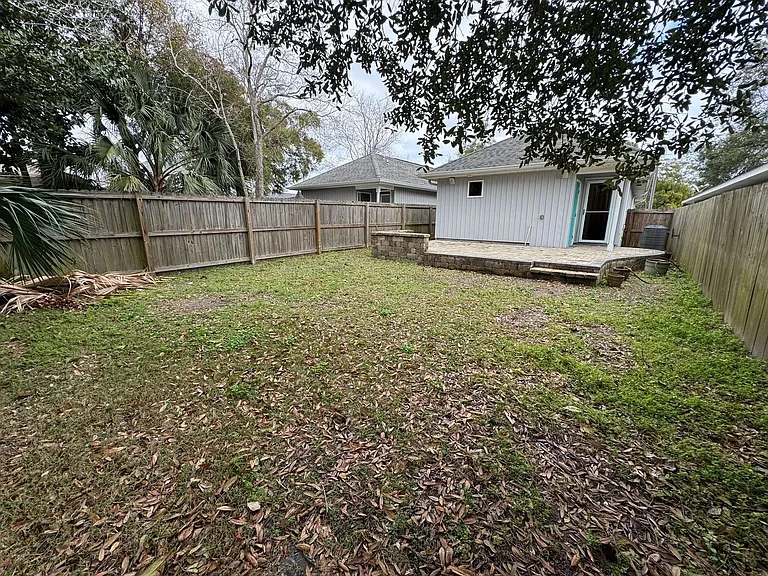 255 S C St — Photo 19