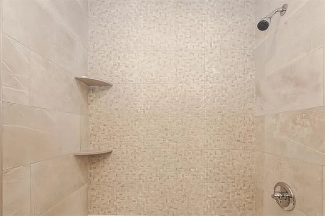 118 Parkview Ave #1 — Photo 11