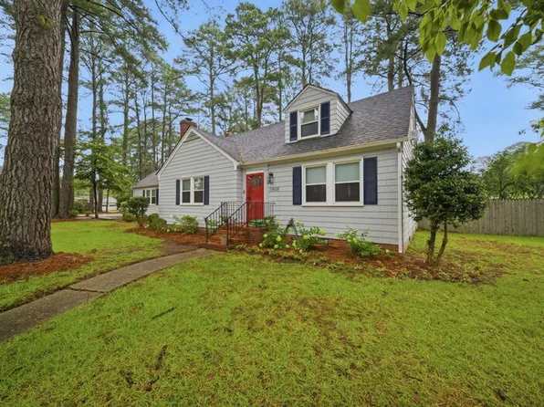 2808 Acres Rd, Portsmouth, VA 23703