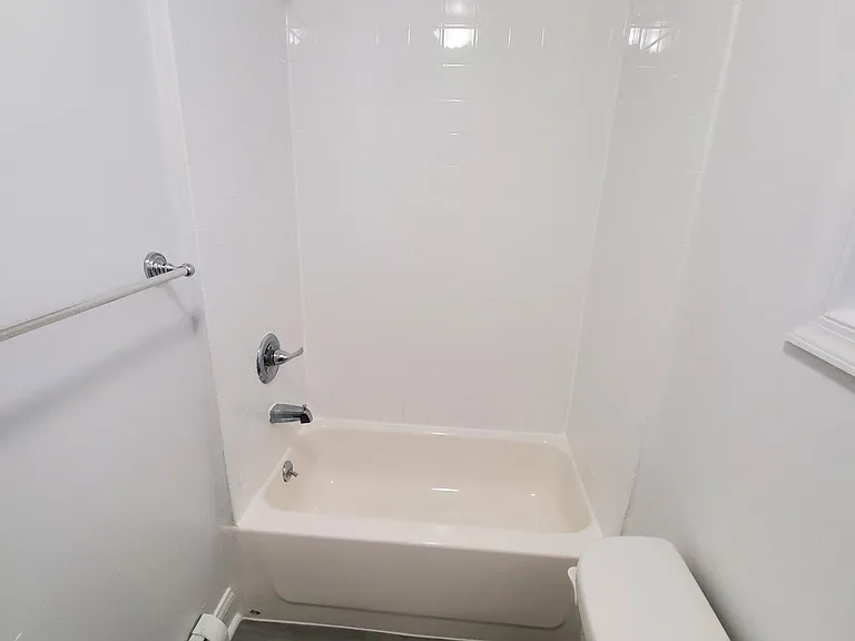 105 Hancock Ave #1 — Photo 5